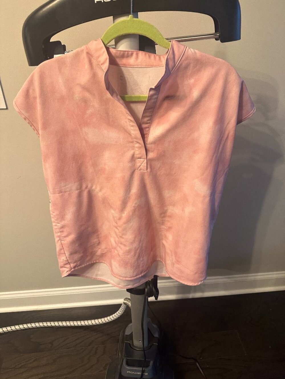 FIGS Marbled Rose Breast Cancer Rafaela Top S + High Waisted Zamora Jogger S Set